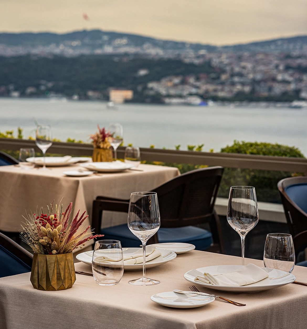 Geçmişin Sofrasından Bugünün Tabağına: Izaka Terrace’da Tadım Zamanı