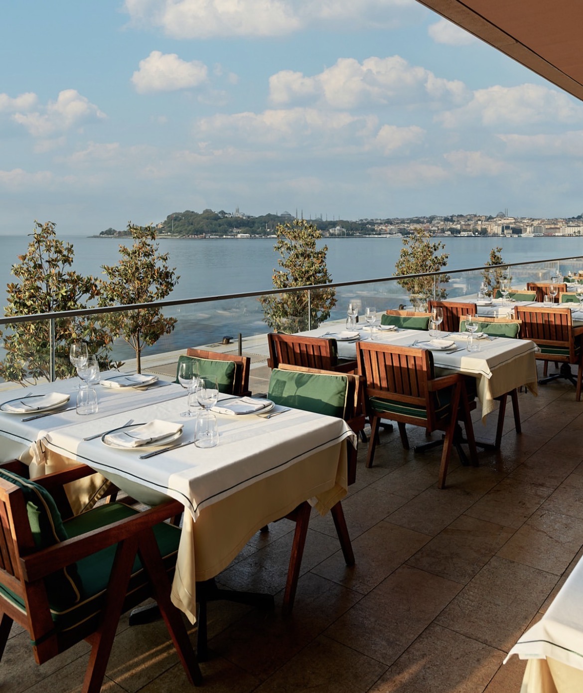 Galataport'un İkonik Restoranı Liman İstanbul ile Zamansız Bir Deneyim